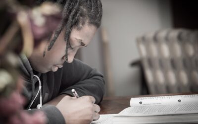 Identifying writing difficulties in adopted children